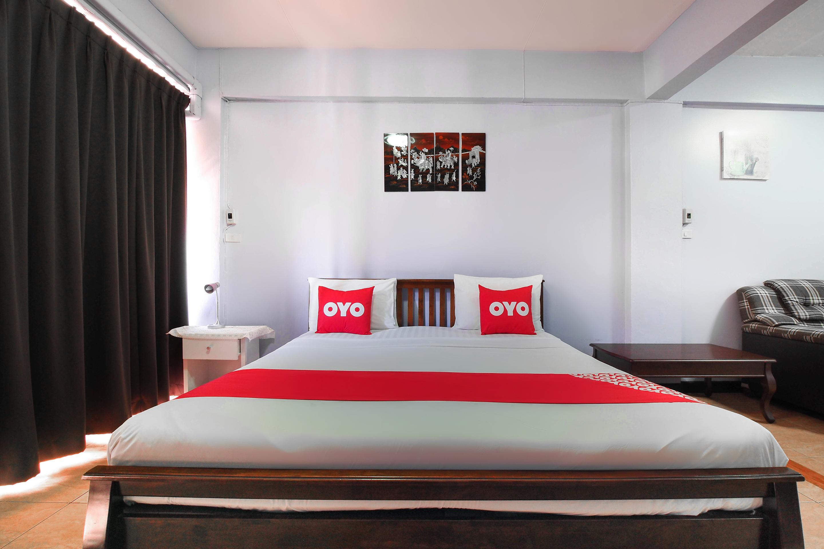 Oyo 963 Sunshine Guesthouse Pattaya Exterior foto
